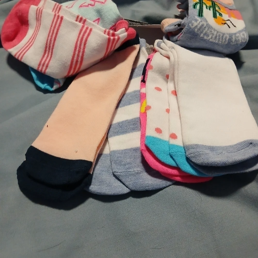 No Boundaries low cut  ladies socks 2 packs of 10. NWT
